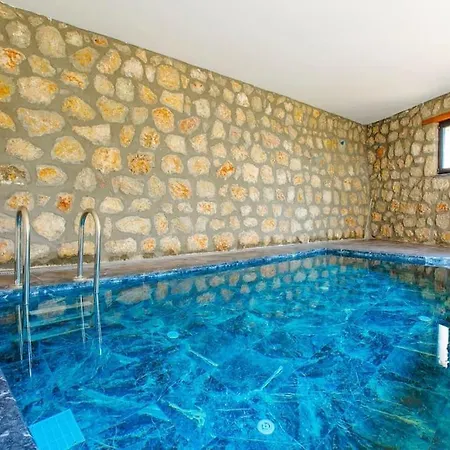Esya 4 * Kaş